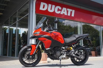 Ducati Multistrada V2S RED
