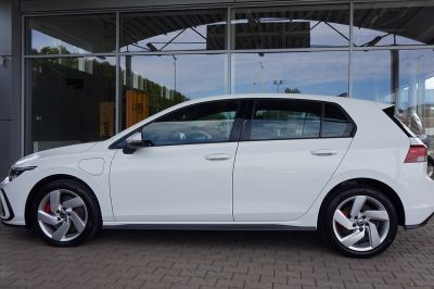 Volkswagen Golf 1.4 TSI GTE Hybrid 180kW DSG