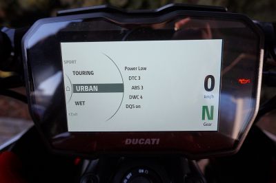 Ducati Diavel V4 red  Akrapovic