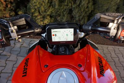Ducati Diavel V4 red  Akrapovic