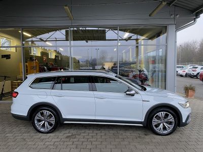 Volkswagen Passat Alltrack Variant 4Motion 2.0 TDI SCR 147kW Matrix-Beam, Keyless-Entry