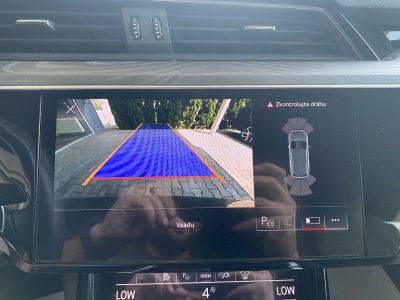 Audi e-tron S line quattro 55 electric 300kW
