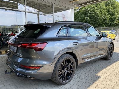 Audi e-tron S line quattro 55 electric 300kW