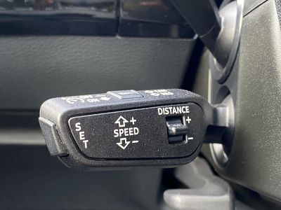 Audi e-tron S line quattro 55 electric 300kW