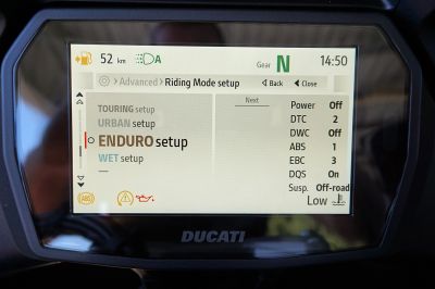 Ducati Multistrada V2S Travel