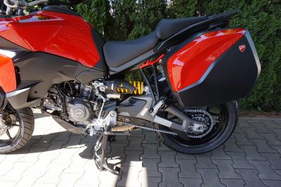 Ducati Multistrada V2S Travel