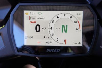 Ducati Multistrada V2S Travel