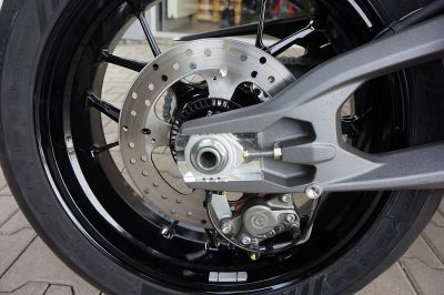 Ducati Streetfighter V2S