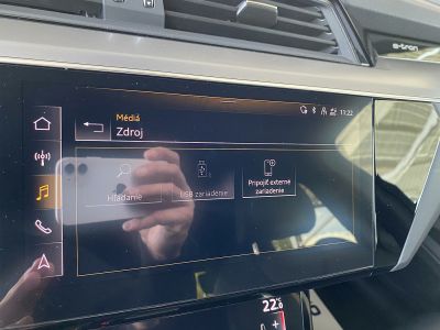 Audi e-tron Sportback S line 230kW quattro 50