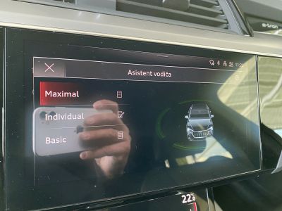Audi e-tron Sportback S line 230kW quattro 50
