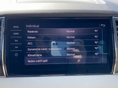 Škoda Karoq  Style 1.6 TDI 85kw DSG