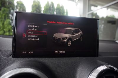 Audi Q2 S line 1.5 35 TFSI 110kW 7-speed S tronic