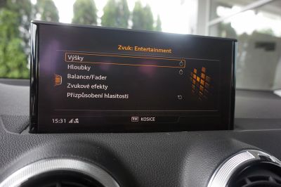 Audi Q2 S line 1.5 35 TFSI 110kW 7-speed S tronic
