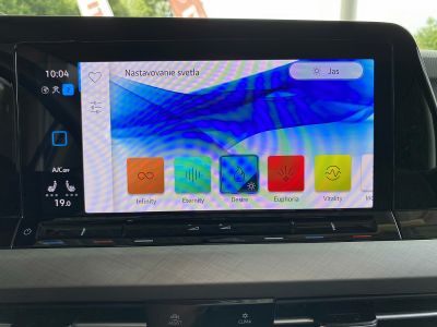 Volkswagen Golf Variant Life 2.0 TDI SCR 85kW 7-DSG