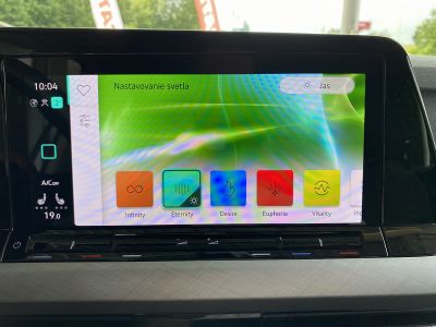 Volkswagen Golf Variant Life 2.0 TDI SCR 85kW 7-DSG