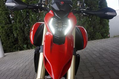 Ducati Hypermotard V2 RED