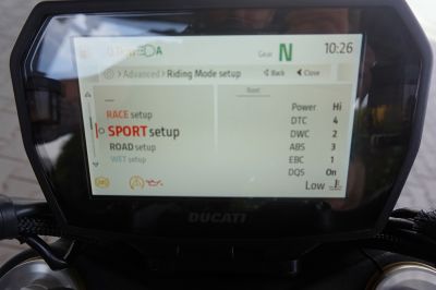 Ducati Hypermotard V2 RED