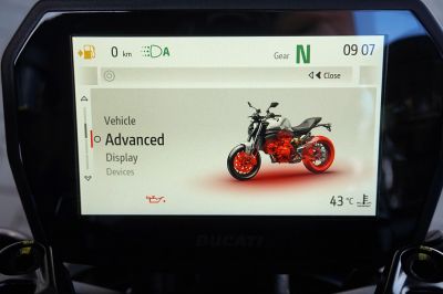 Ducati Monster 896