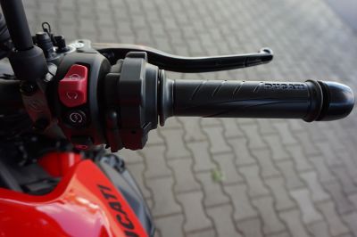 Ducati Monster 896
