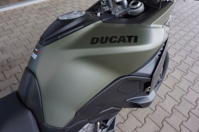 Ducati Multistrada V2S Storm Green