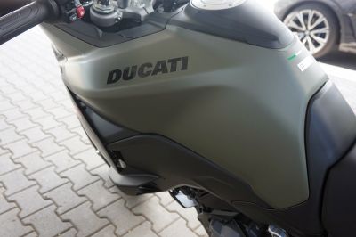 Ducati Multistrada V2S Storm Green