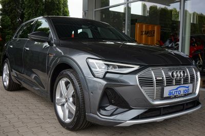 Audi e-tron S line quattro 50 electric 230kW