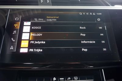 Audi e-tron S line quattro 50 electric 230kW