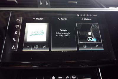 Audi e-tron S line quattro 50 electric 230kW