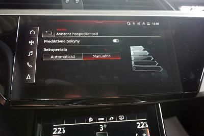 Audi e-tron S line quattro 50 electric 230kW