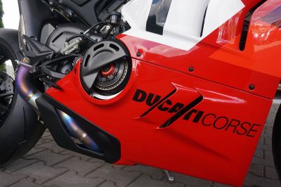 Ducati Panigale V4 R