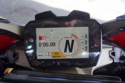 Ducati Panigale V4 R