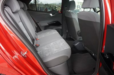 Volkswagen ID.3 Pro electric 107kW 1-speed automatic