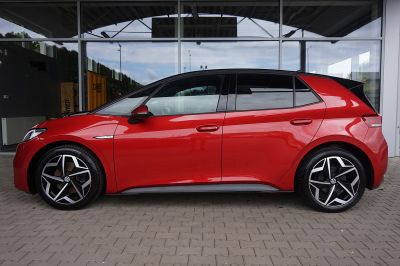 Volkswagen ID.3 Pro electric 107kW 1-speed automatic