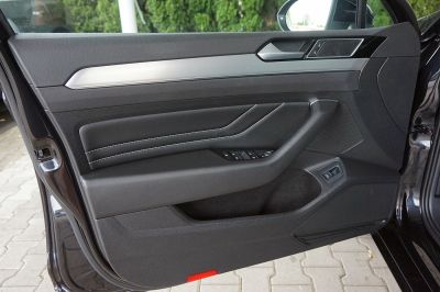 Passat Variant Elegance 2.0 TDI SCR 110kW 7-speed DSG