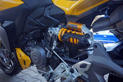 Ducati Streetfighter V2S Yellov + Termignoni