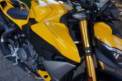 Ducati Streetfighter V2S Yellov + Termignoni