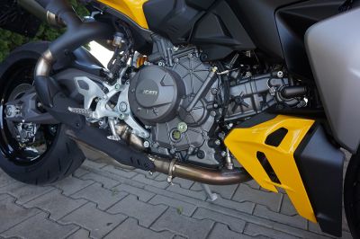 Ducati Streetfighter V2S Yellov + Termignoni