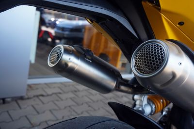 Ducati Streetfighter V2S Yellov + Termignoni