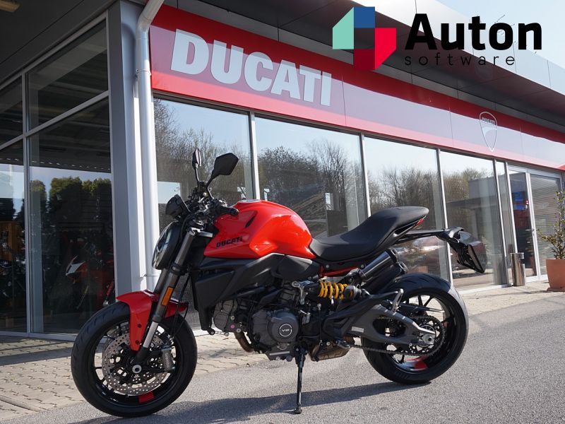Ducati Monster 896